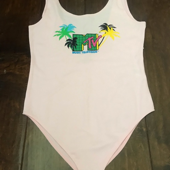 MTV Tops - MTV Tropical Body NWT